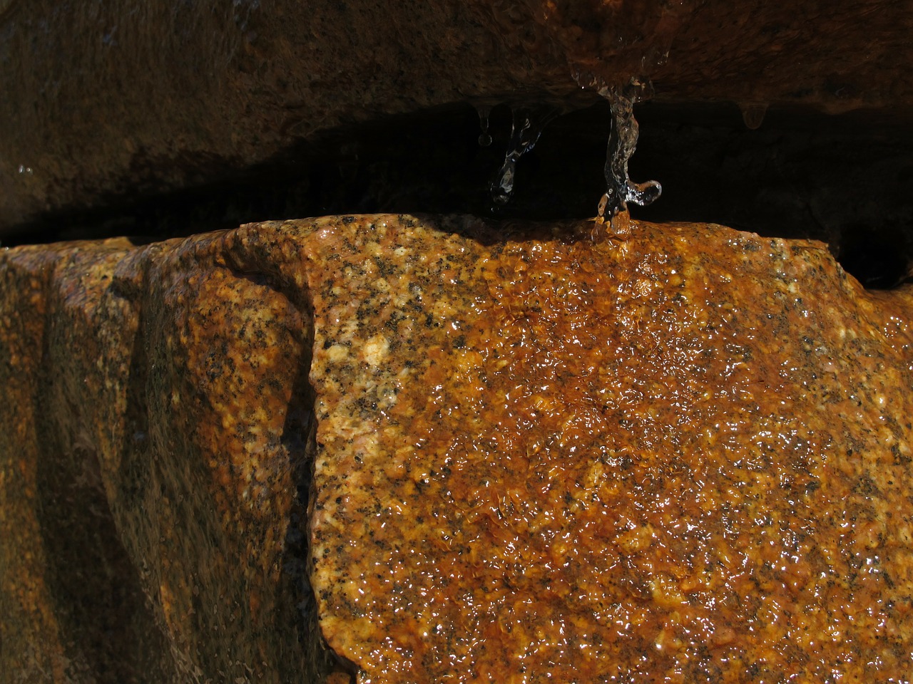 rock granite dripping free photo