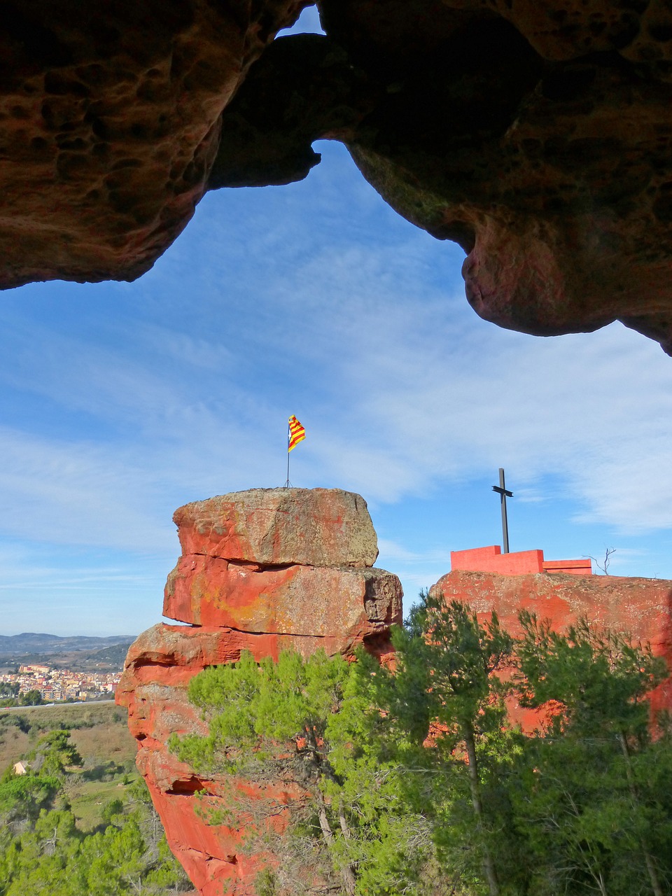 rock red sandstone sant gregori free photo