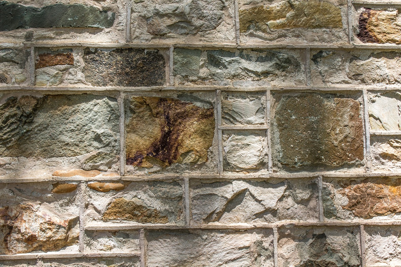 rock wall mortar free photo