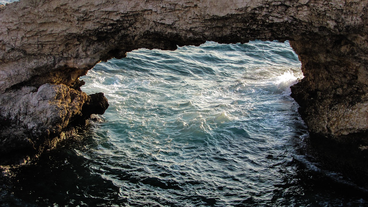 rock sea rough free photo