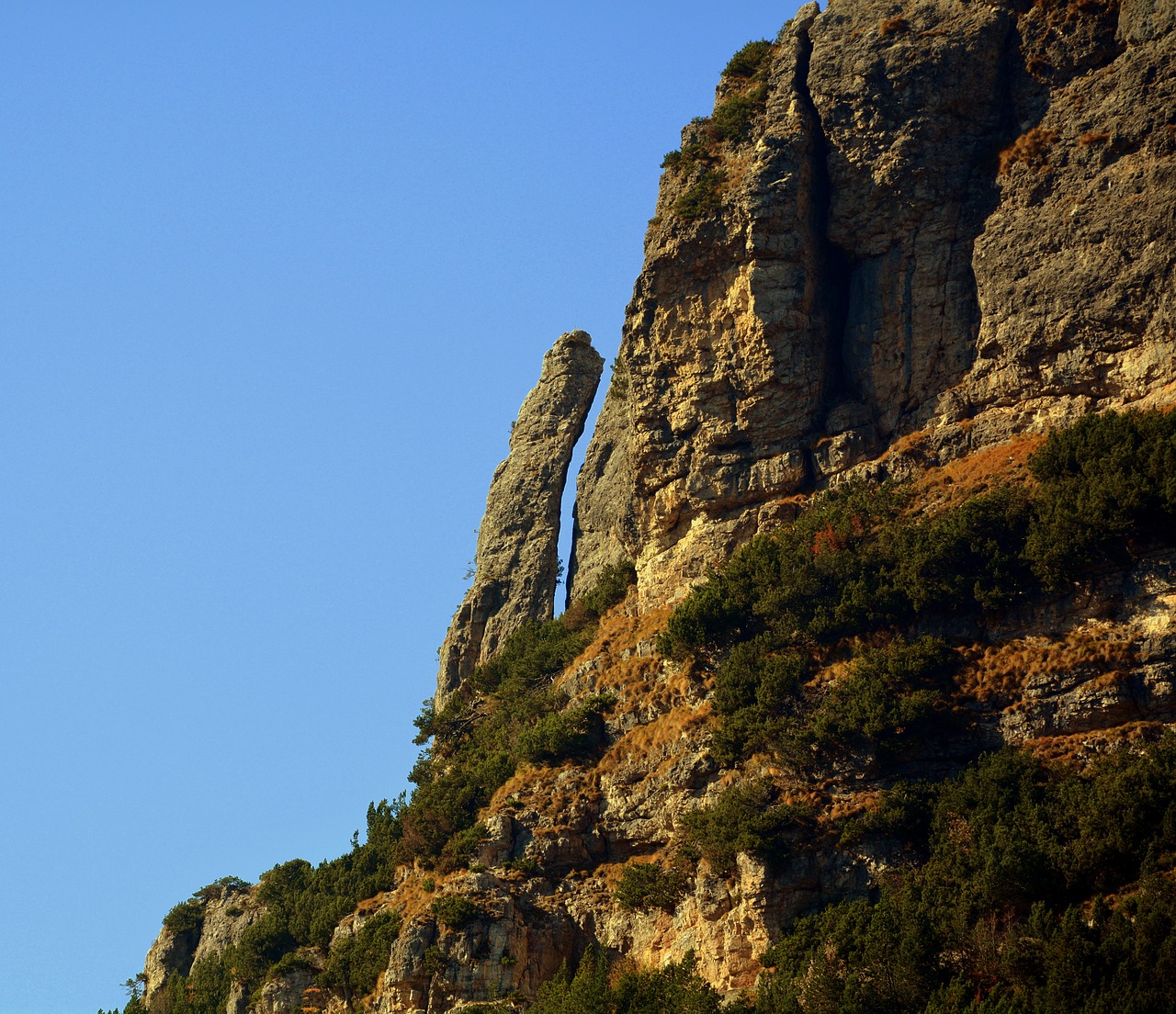 rock mountain dolomites free photo