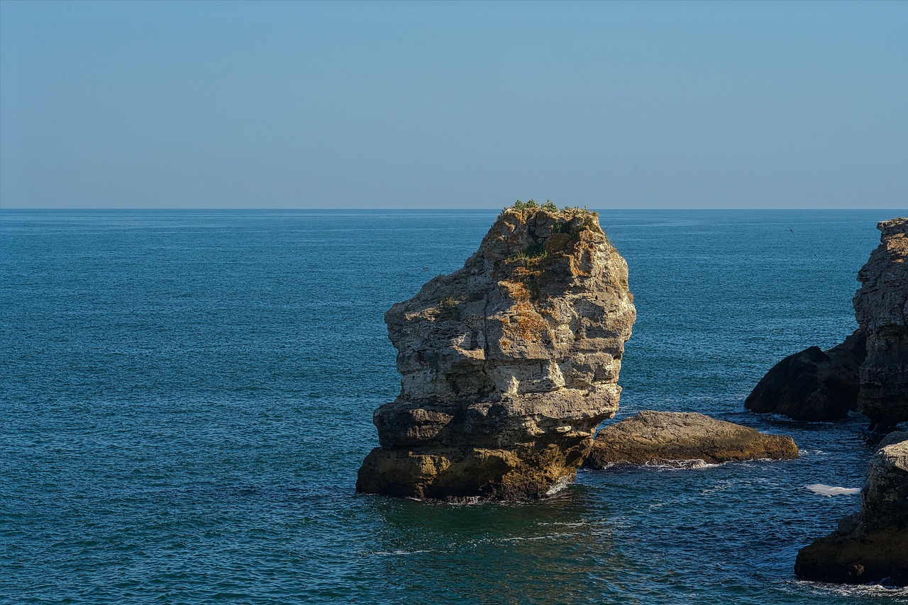 rock cliffs landscape free photo