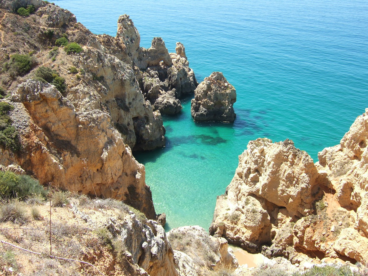 rock algarve sea free photo