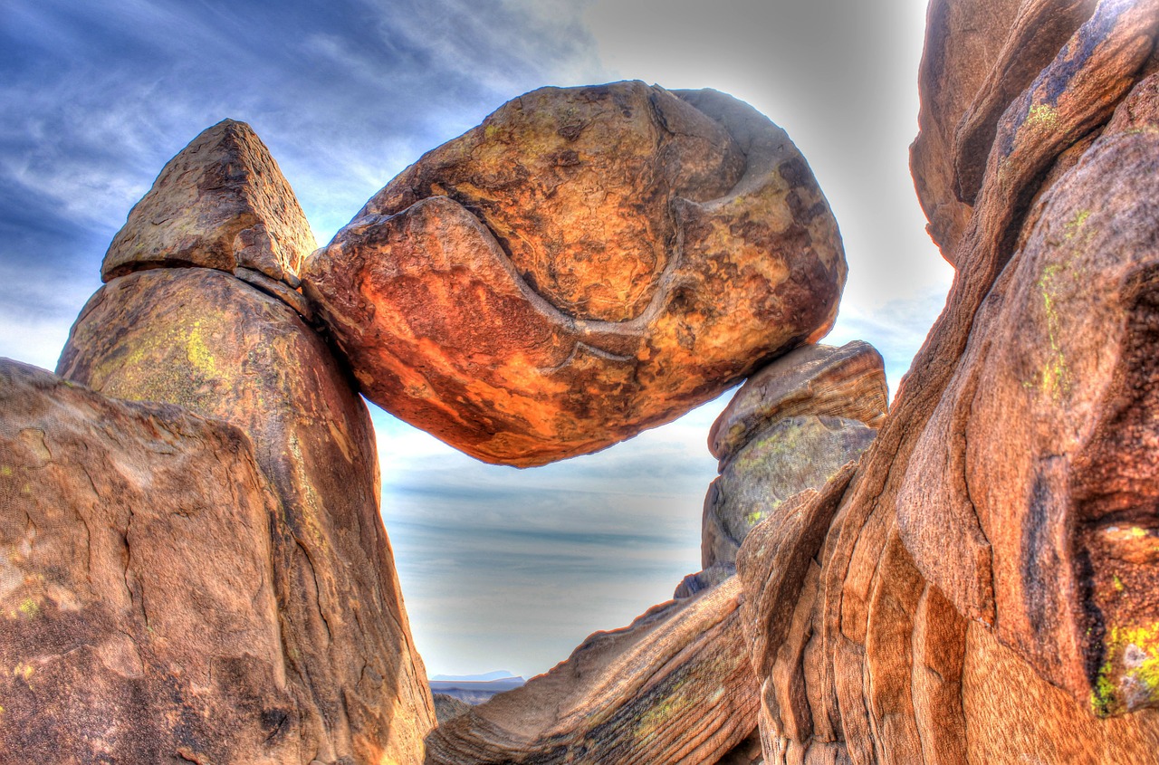 rock balanced sky free photo