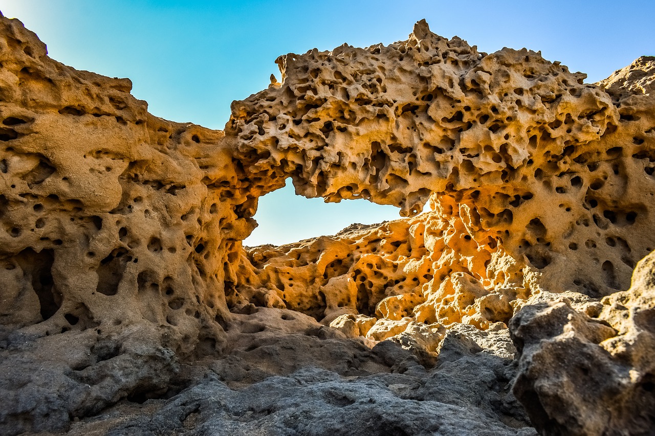 rock  formation  arch free photo