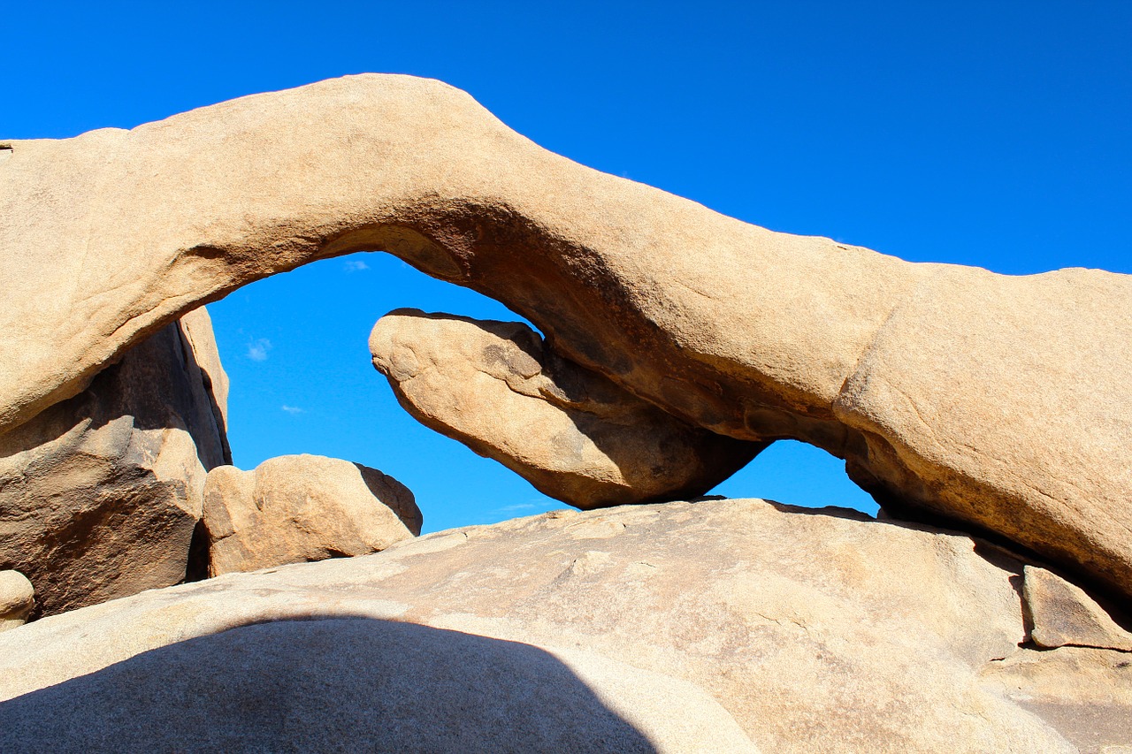 rock arch rocks joshua tree national park free photo