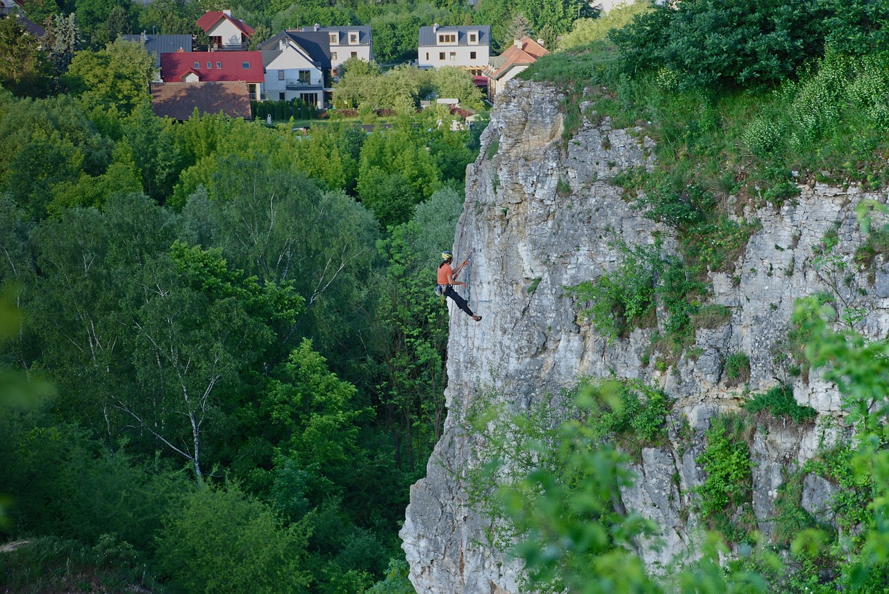 rock climber  mountains  sports free photo