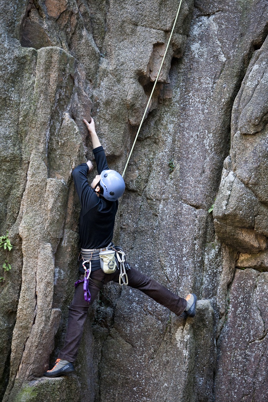 rock climbing climbing education free photo