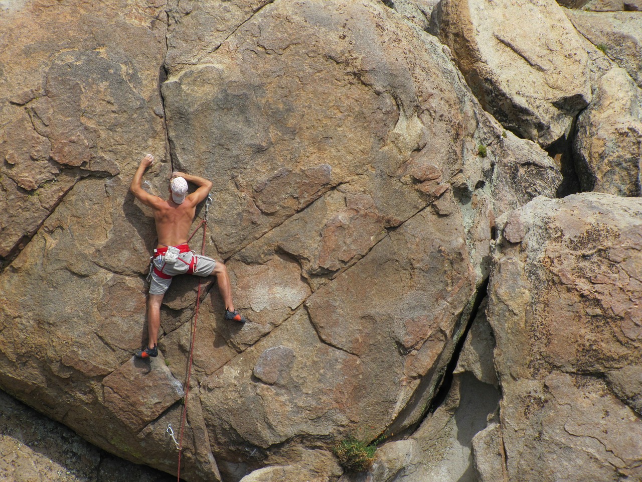 rock climbing lead climbing adventure free photo