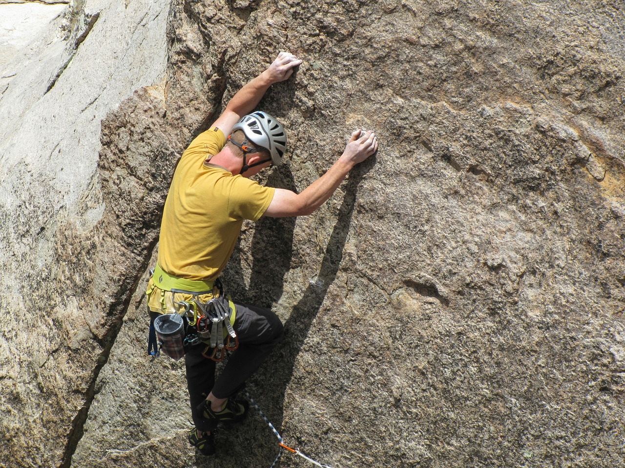 rock climbing extreme outdoor free photo