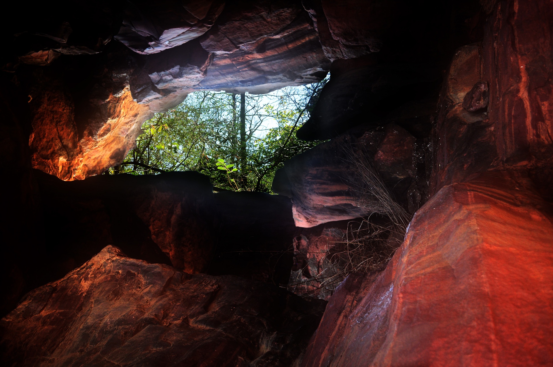 rock stone shelter free photo