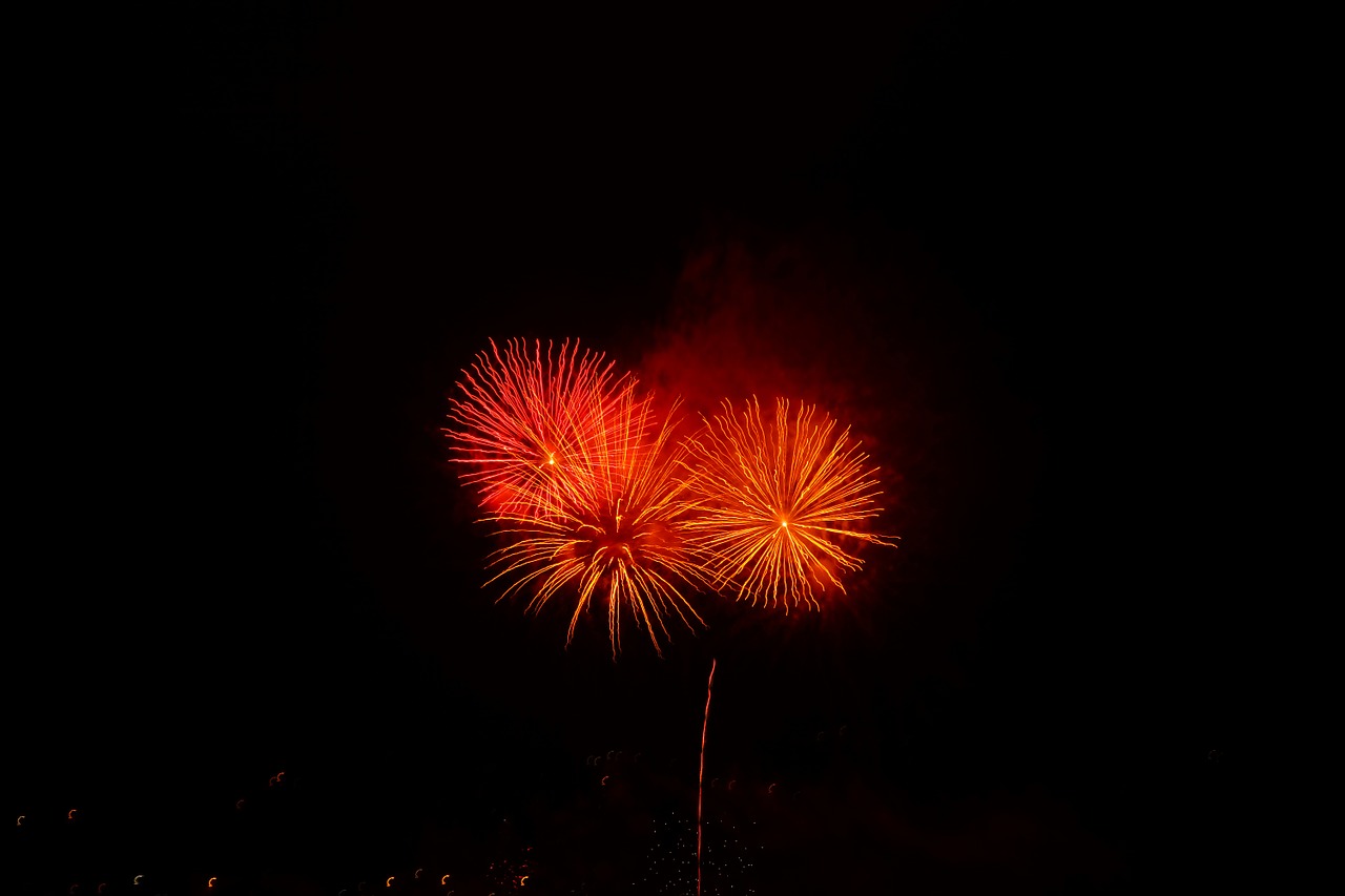 rocket red fireworks free photo