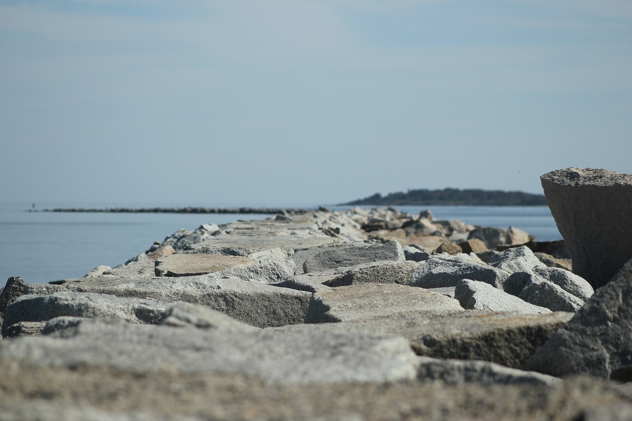 rocks maine ocean free photo