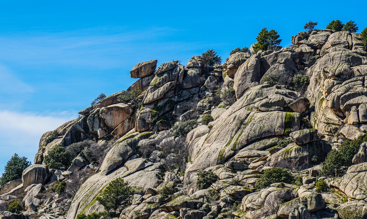 rocks  pedriza  madrid free photo