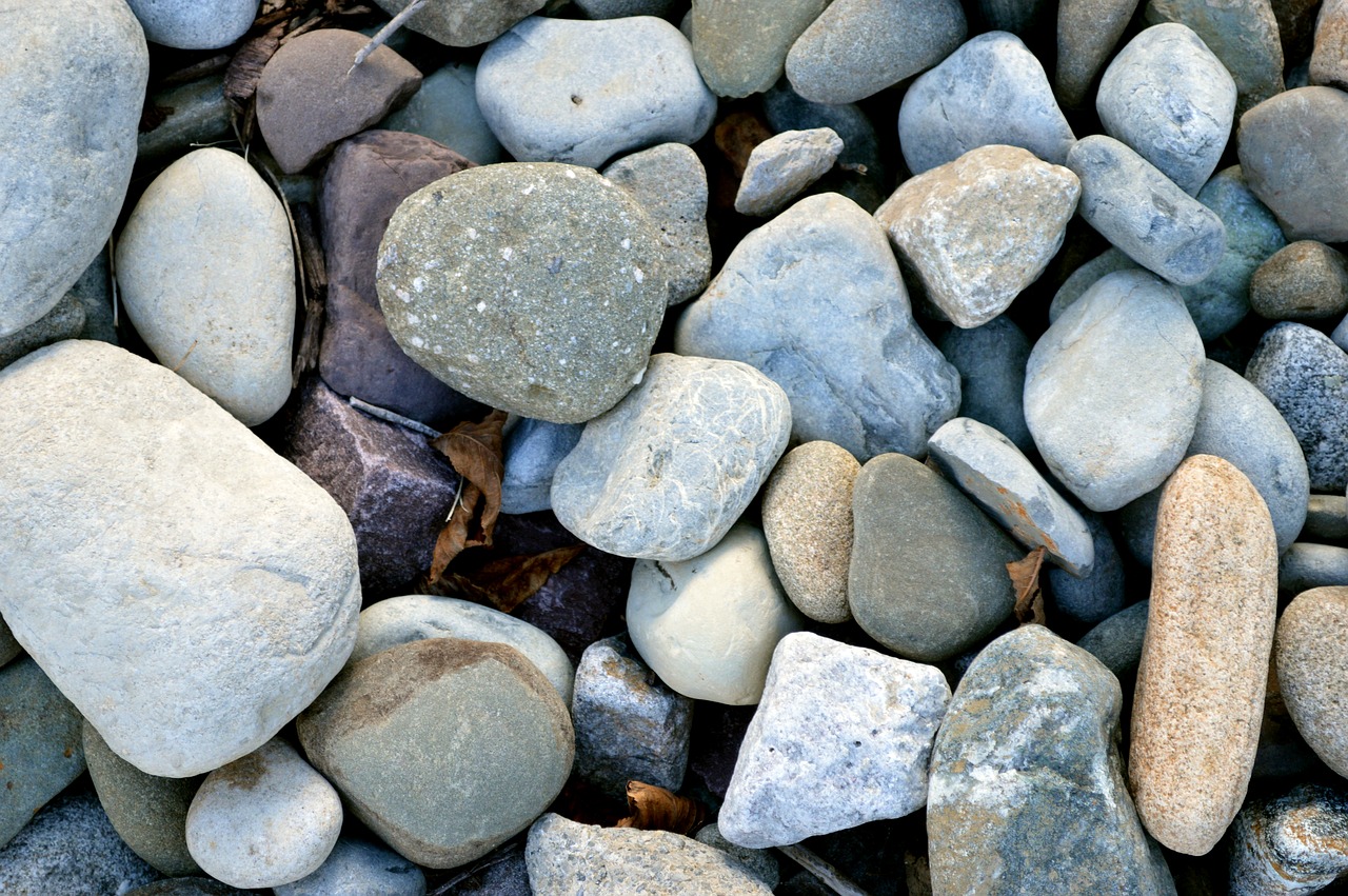 rocks  river  nature free photo