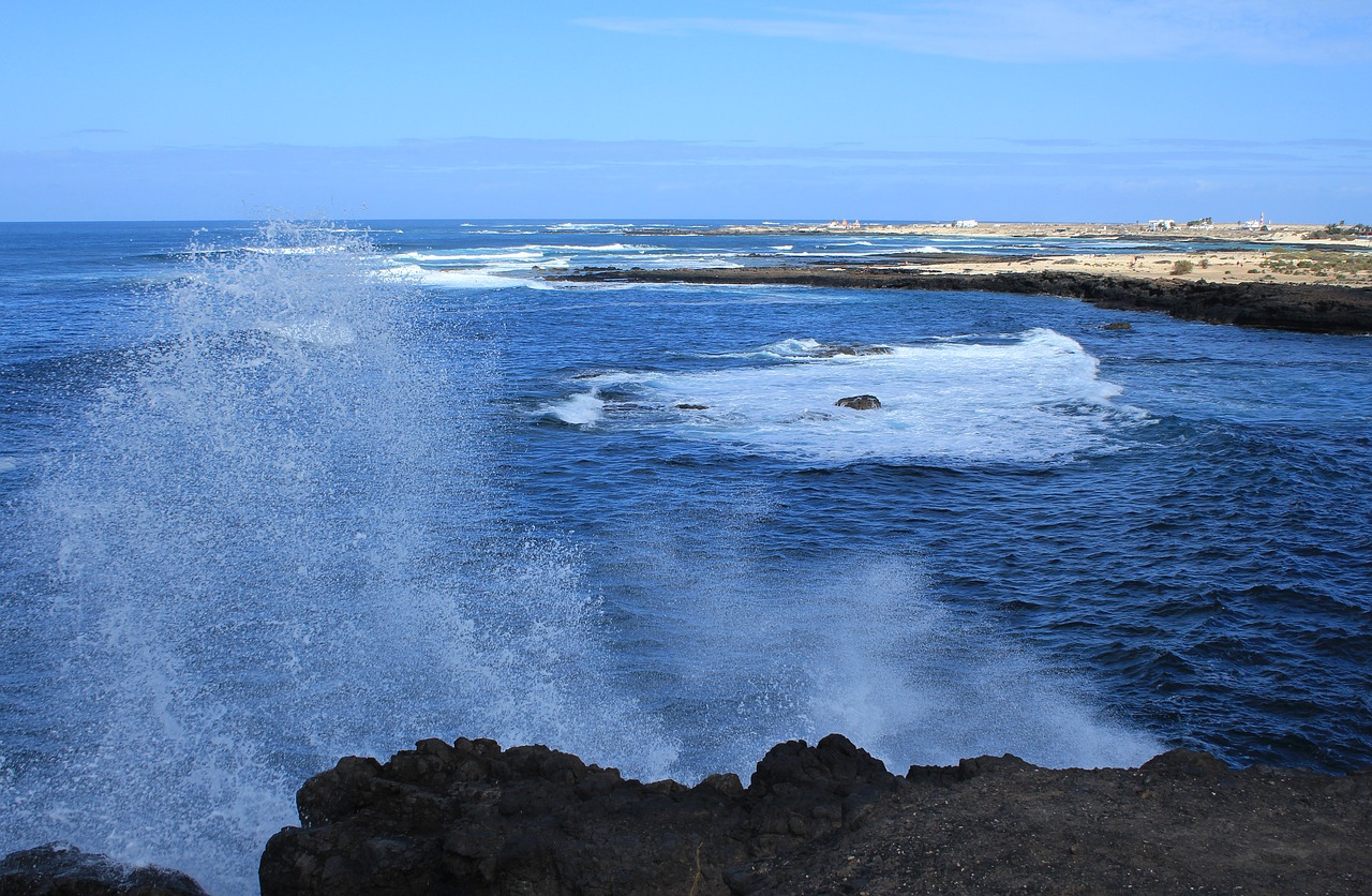 rocks  sea  water free photo