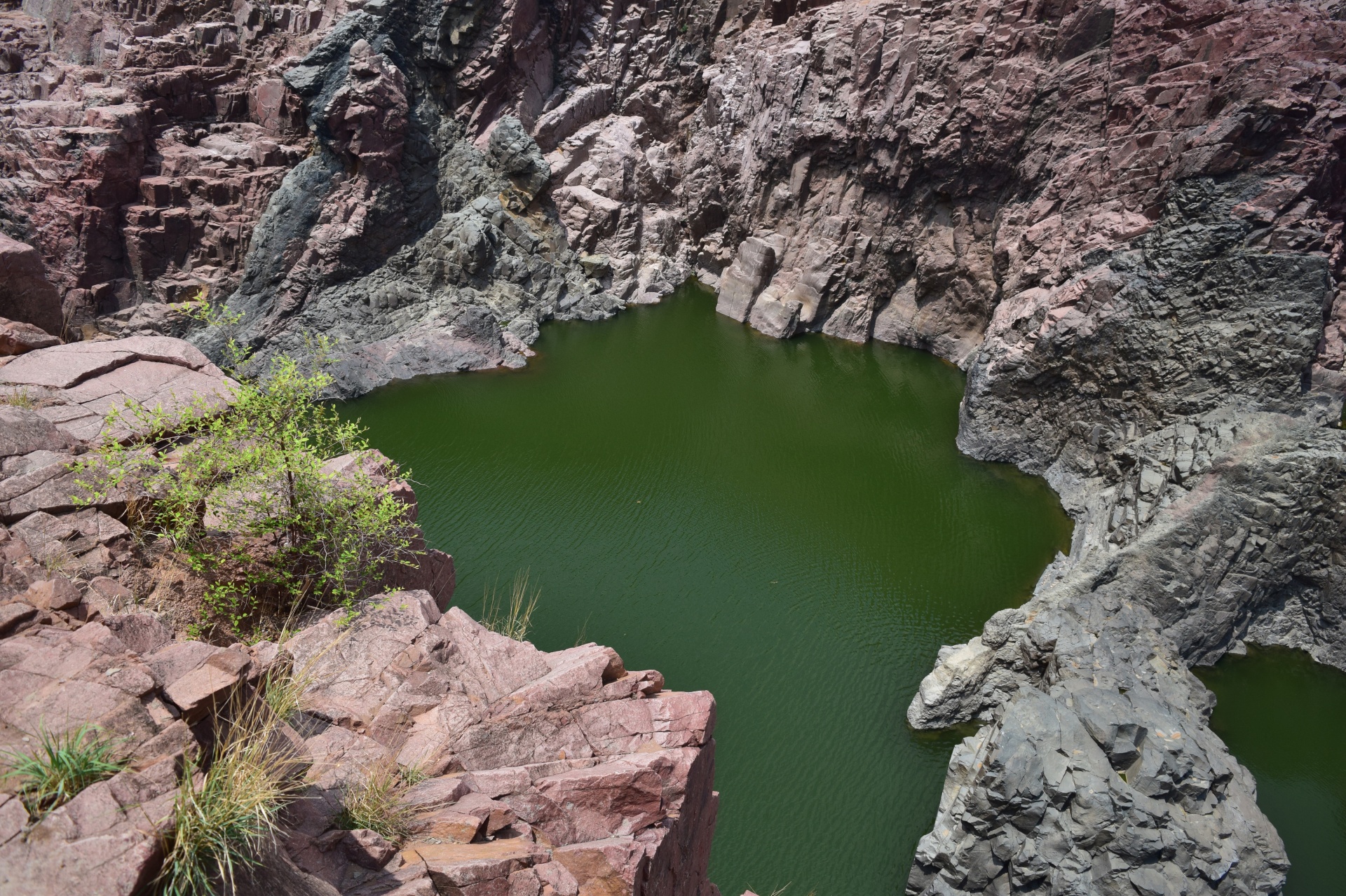 mineral rocks lake free photo