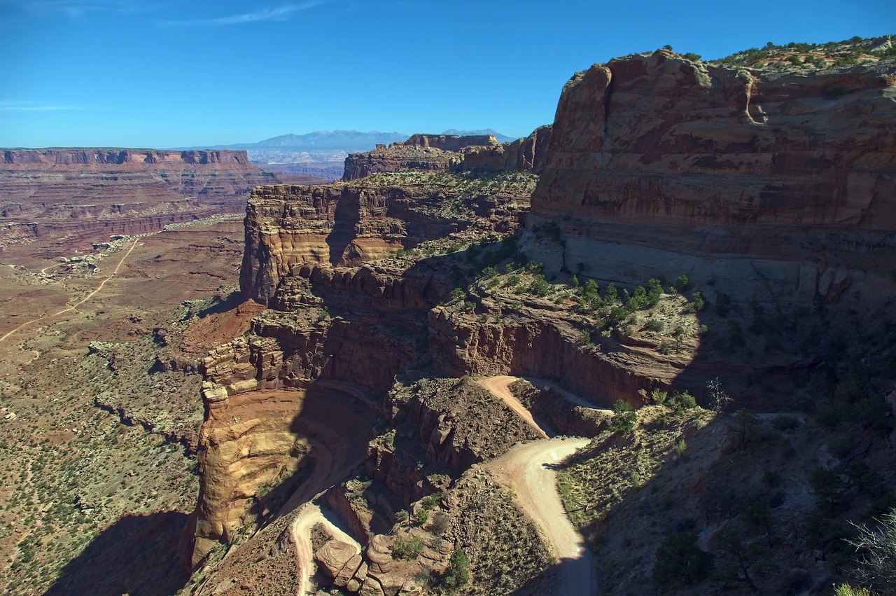 rod into shafer canyon  canyonlands  national free photo