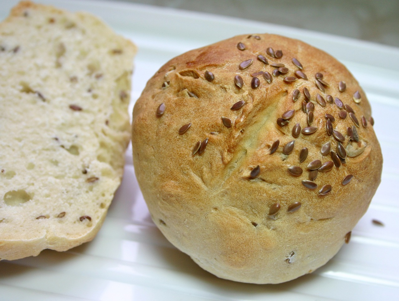 roll flax seed grain bread free photo