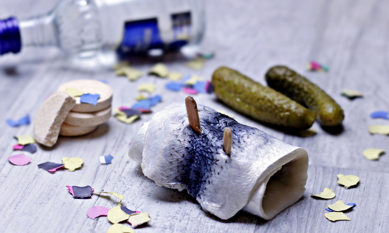 roll mops  hangover breakfast  spice cucumbers free photo
