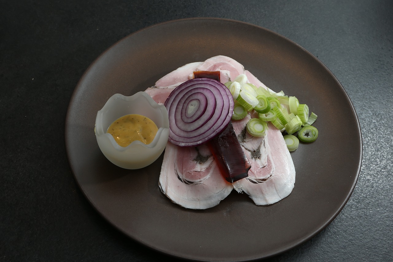 roll sausage open-faced sandwiches onion free photo