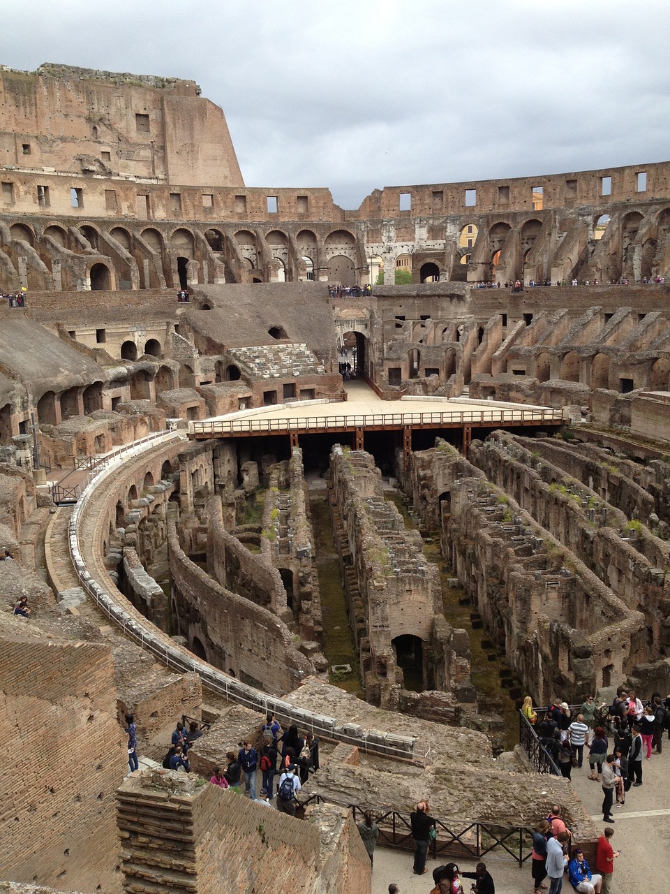 roman coleseum ancient free photo