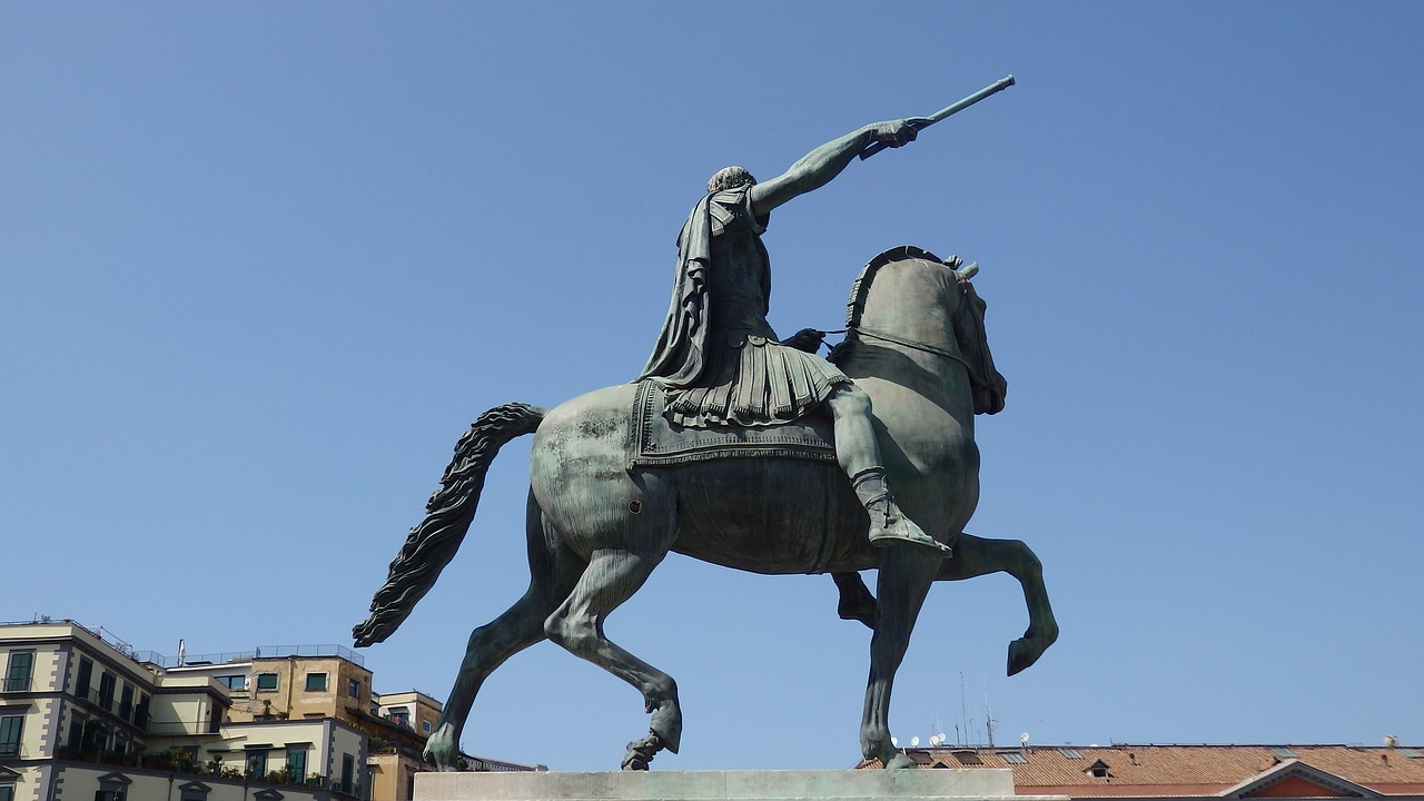 roman emperor monument free photo