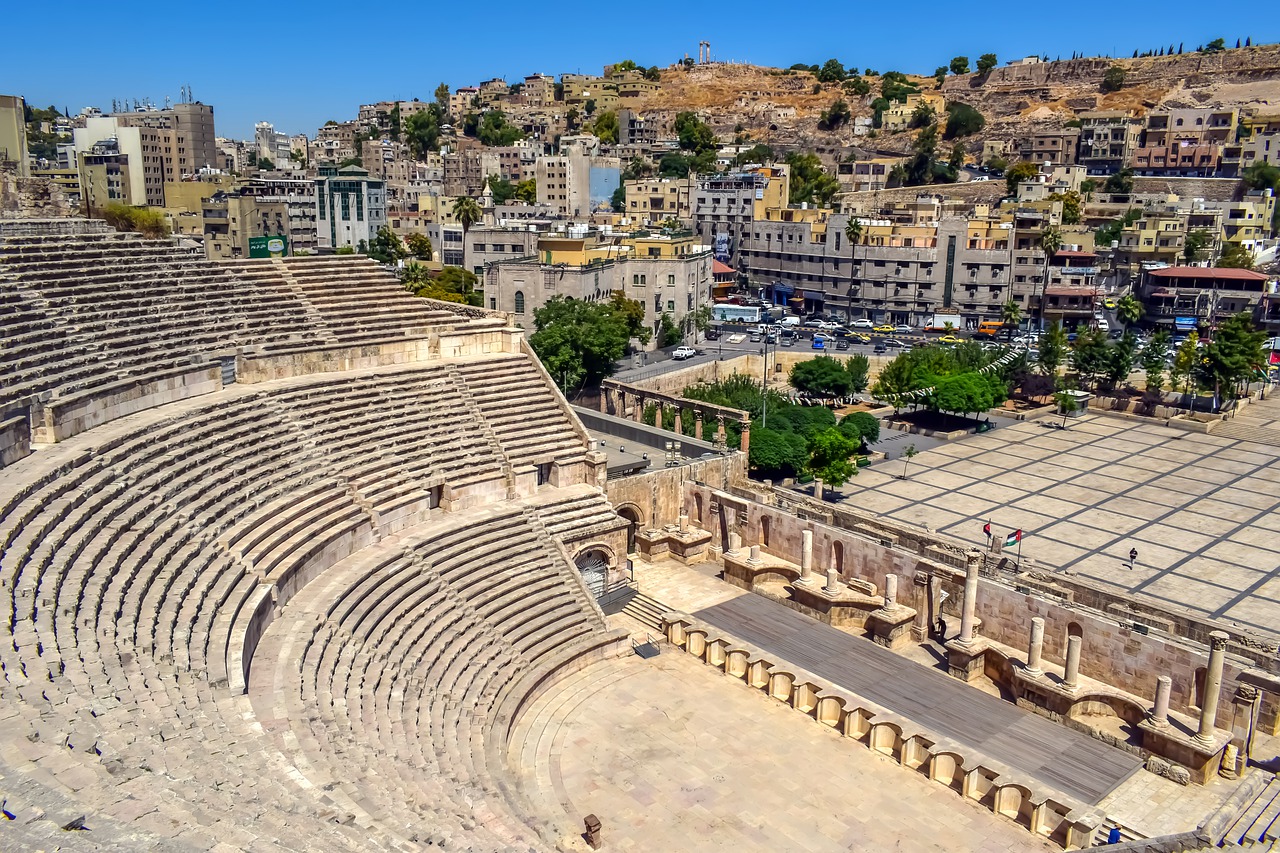 roman theatre  2nd century  landmark free photo
