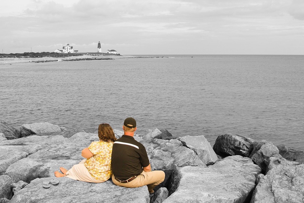 romance lighthouse ocean free photo