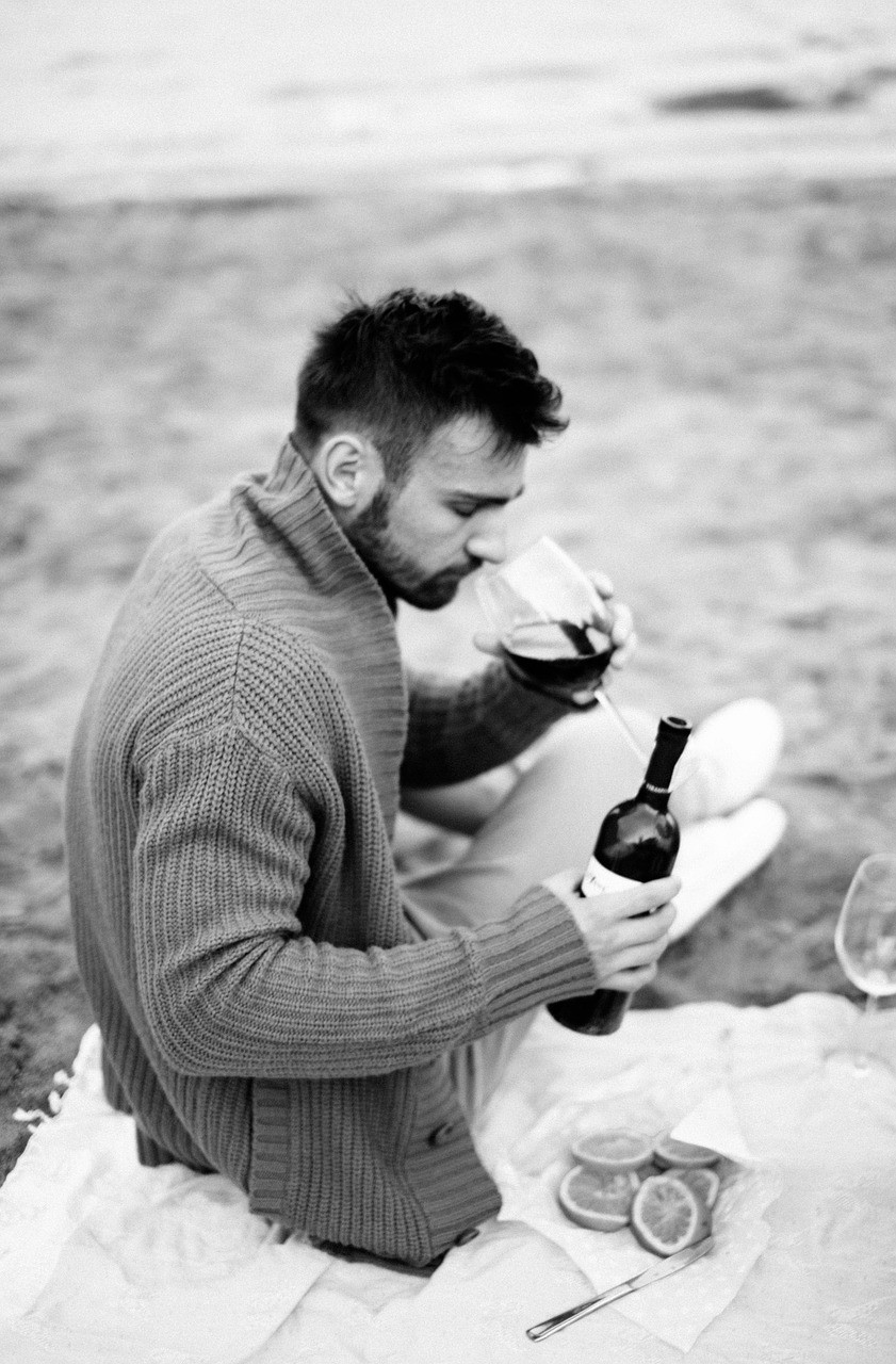 romance man wine free photo