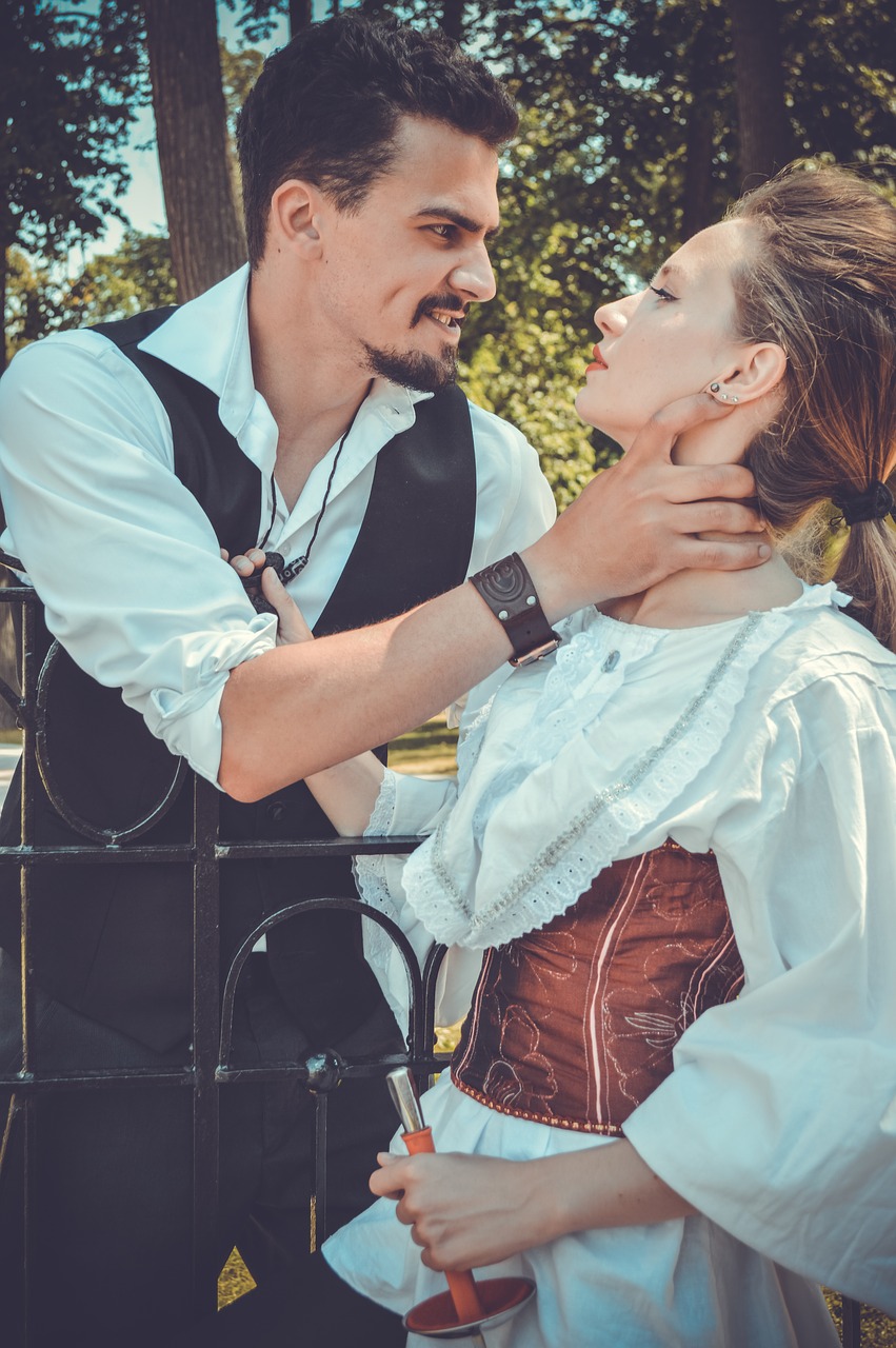romance  the middle ages  couple free photo
