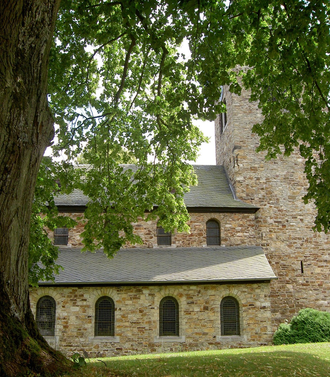 romanesque church westerwald free photo