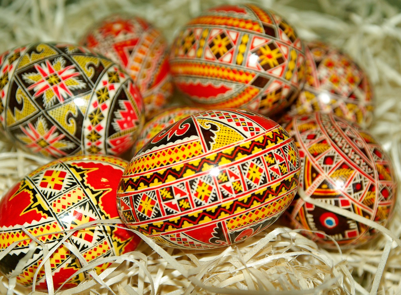 romania easter eggs painted eggs free photo