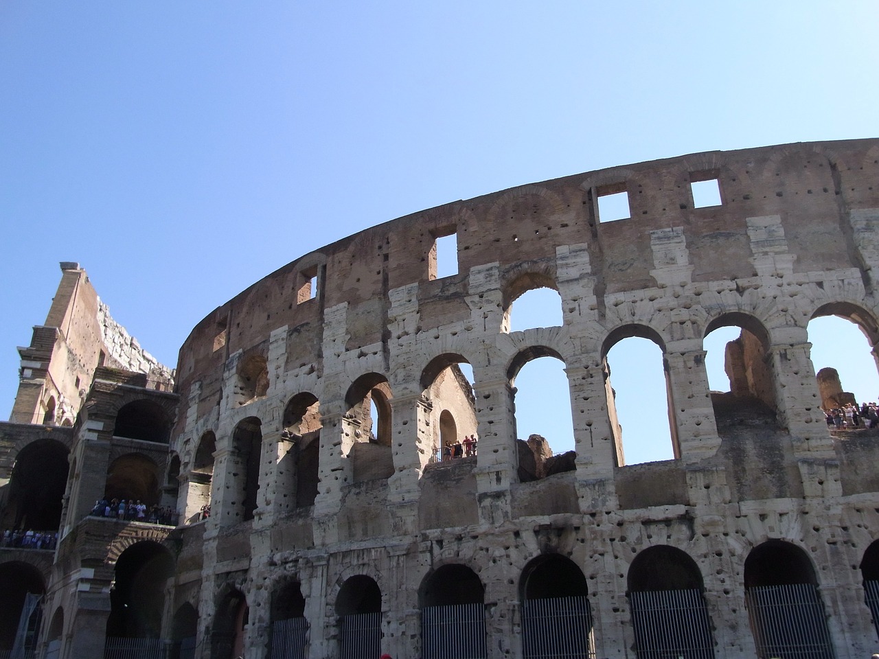 rome colosseum italy free photo