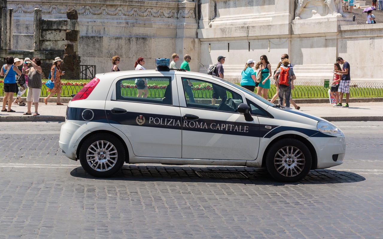 rome police italy free photo