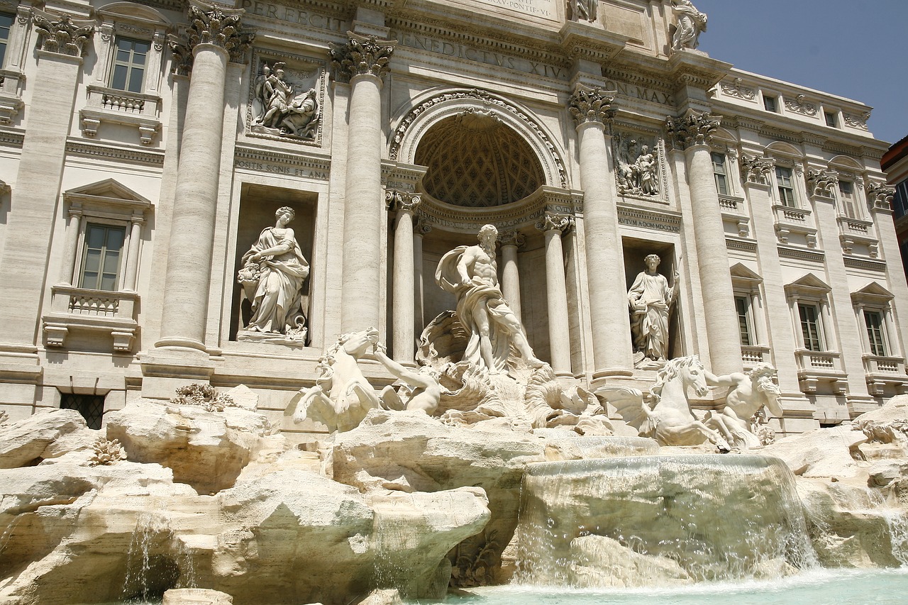 rome italy trevi fountain free photo