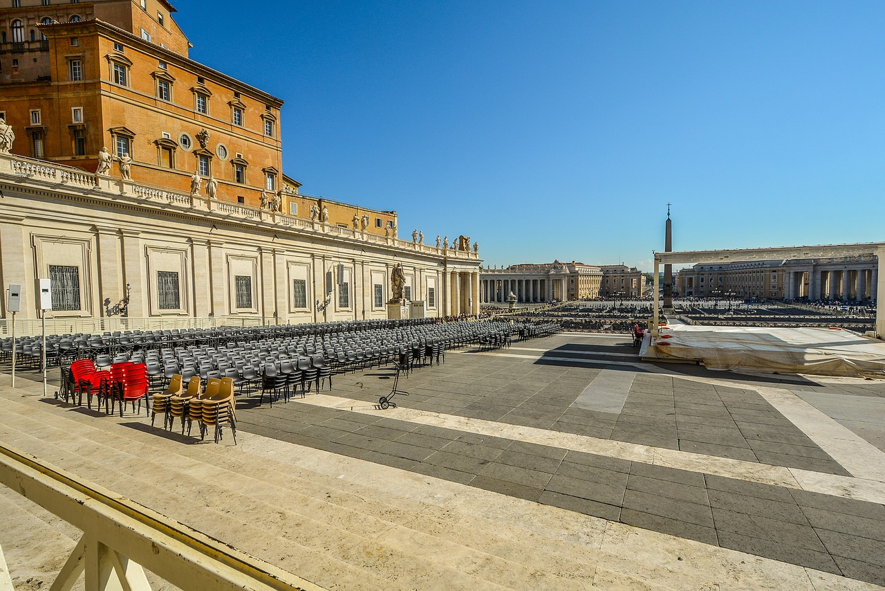 rome piazza saint free photo