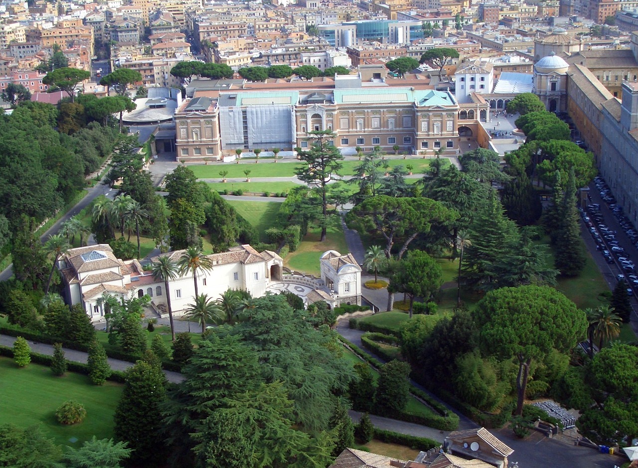 rome vatican gardens pope free photo