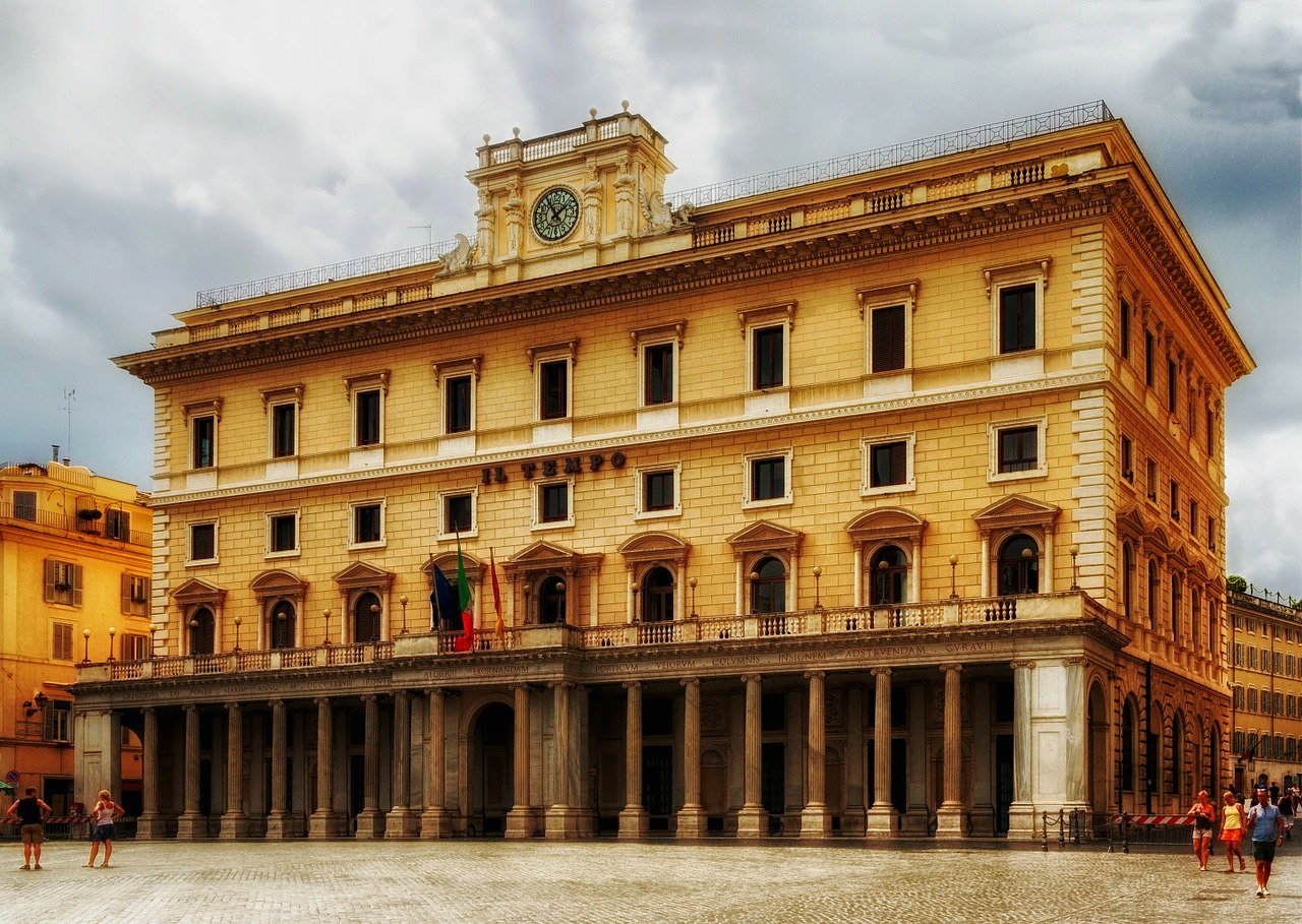 rome italy plaza free photo