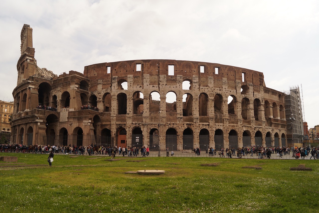 rome colosseum roman holiday free photo