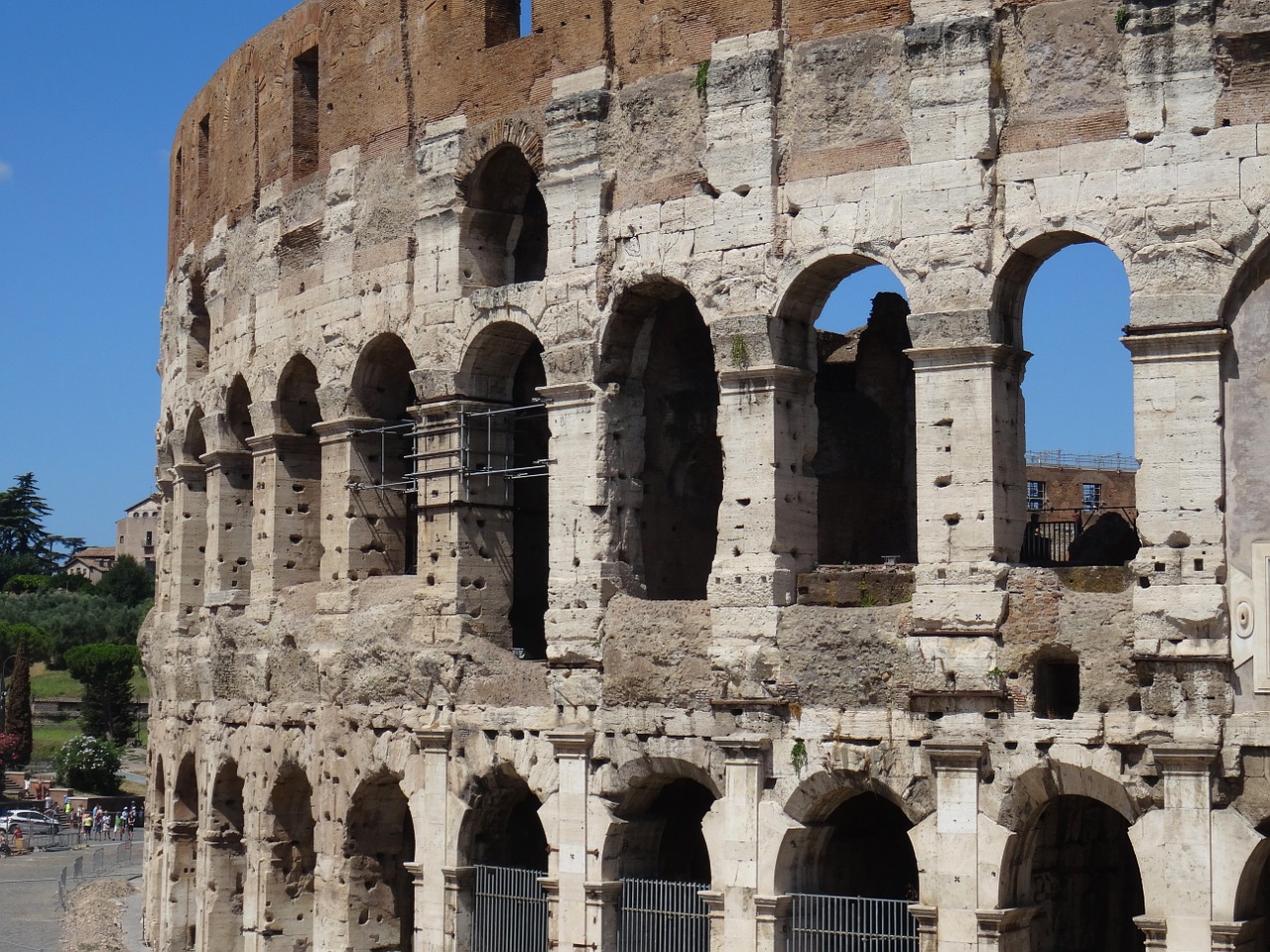 rome coliseum italy free photo