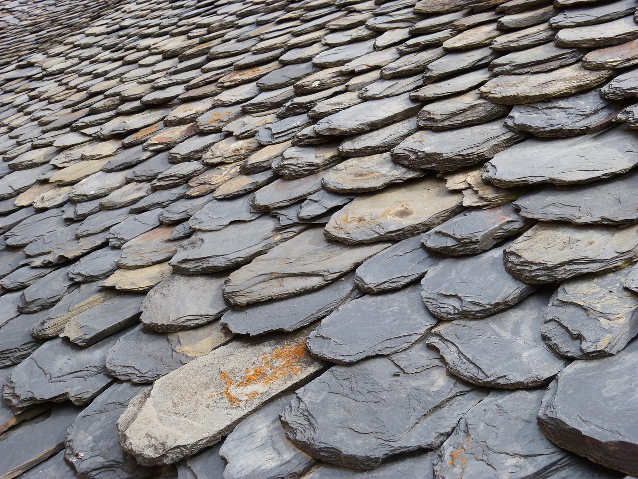 roof slate pyrenee catalunya free photo