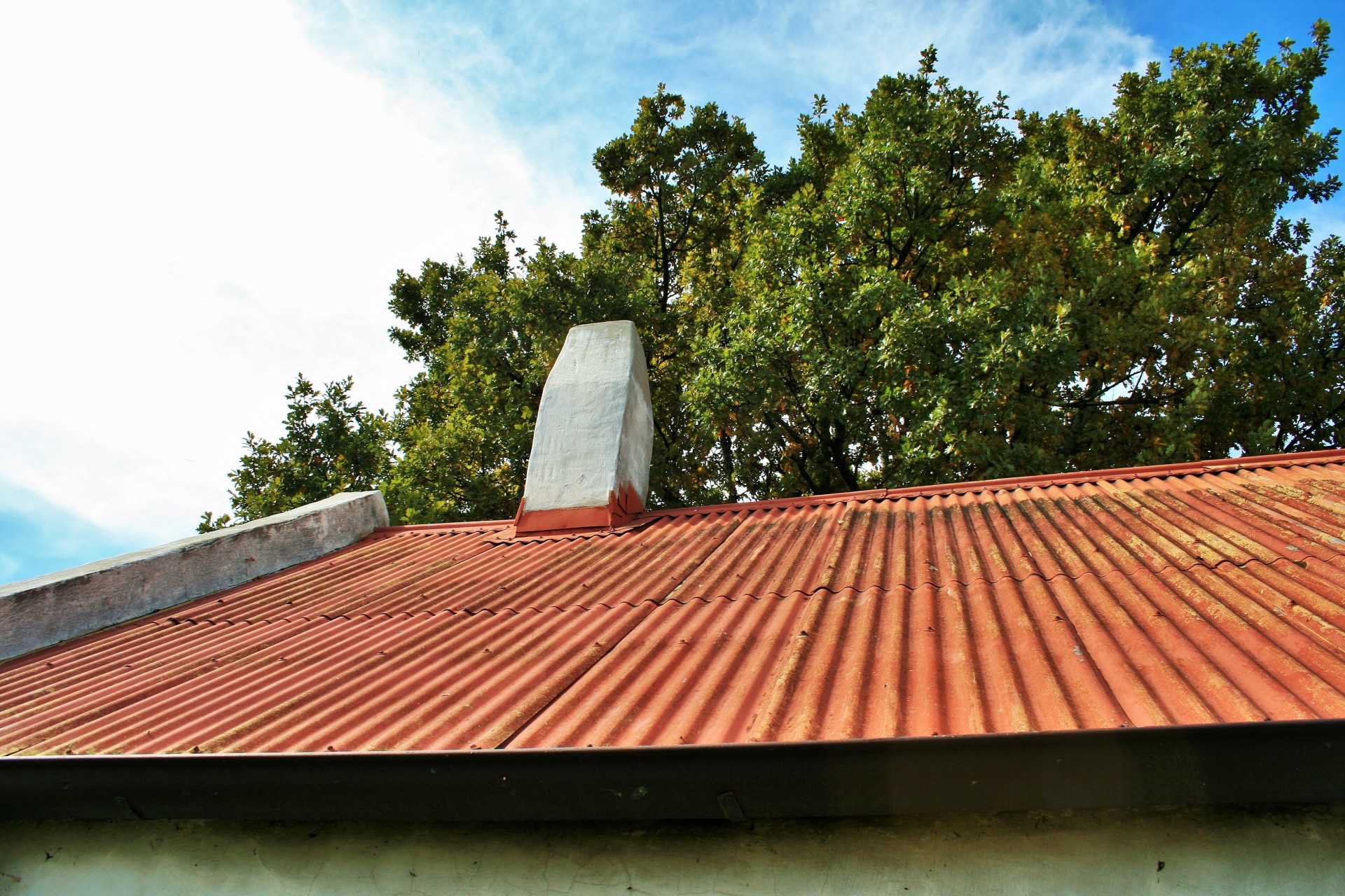 roof red chimney free photo