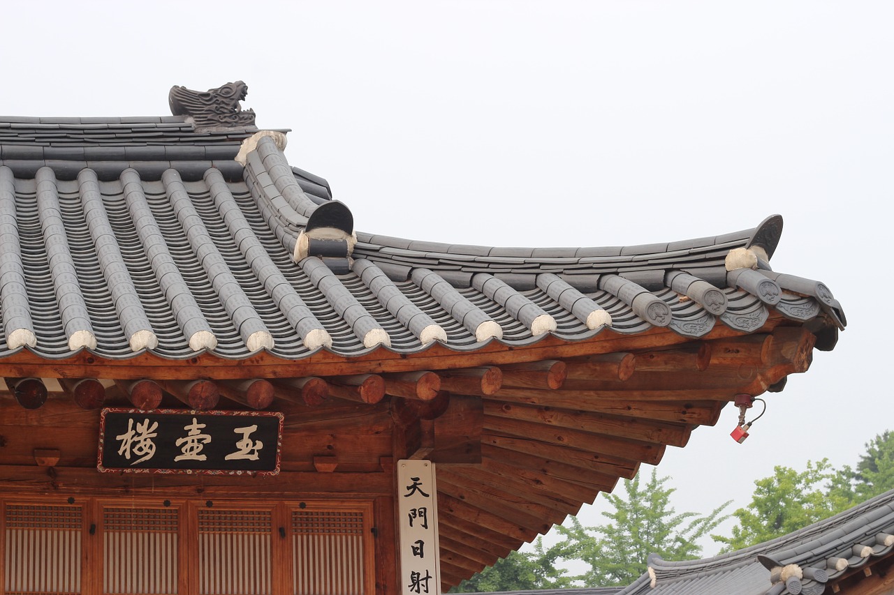 roof tile palaces korean free photo