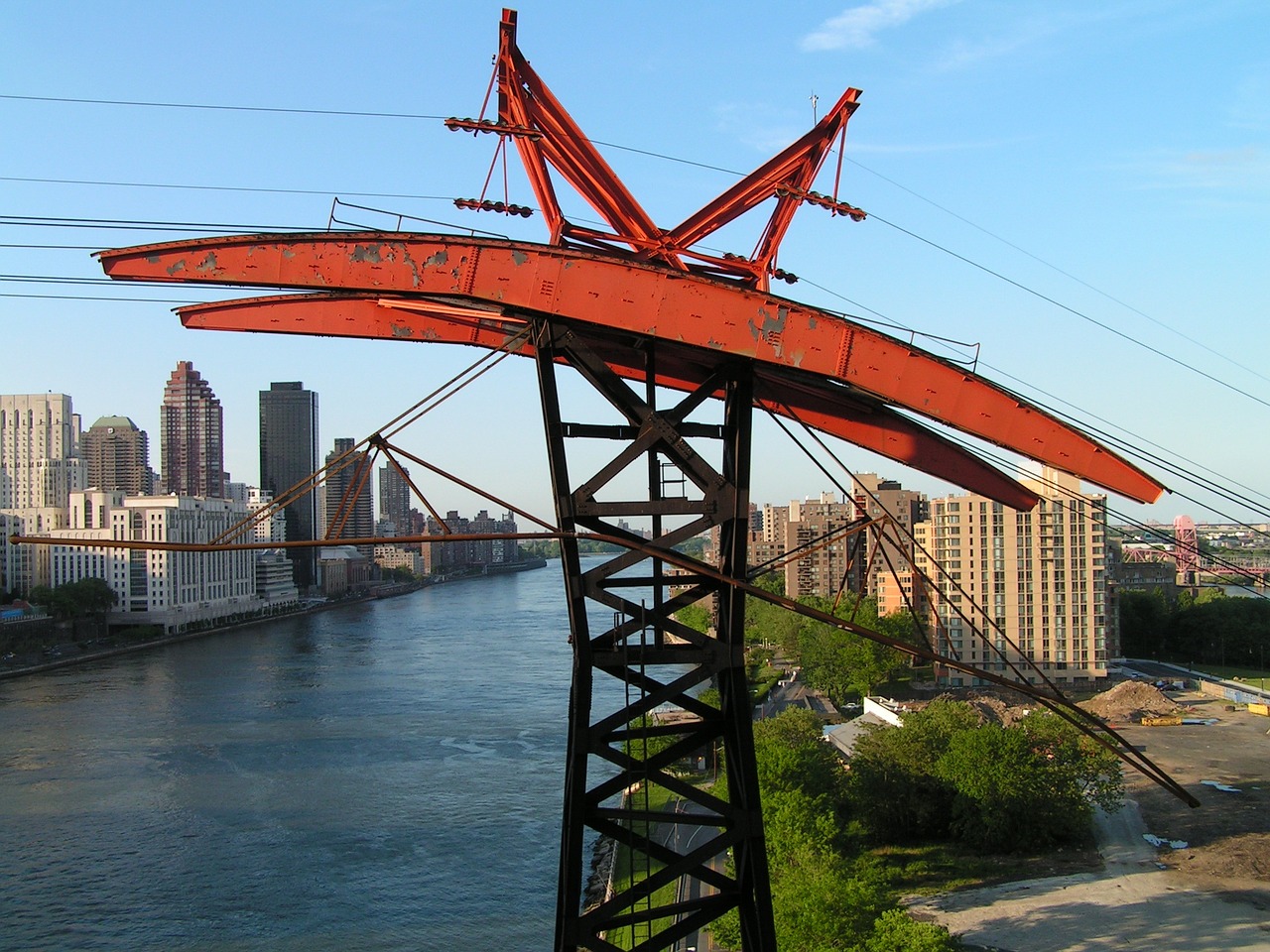 roosevelt island cable car nyc free photo