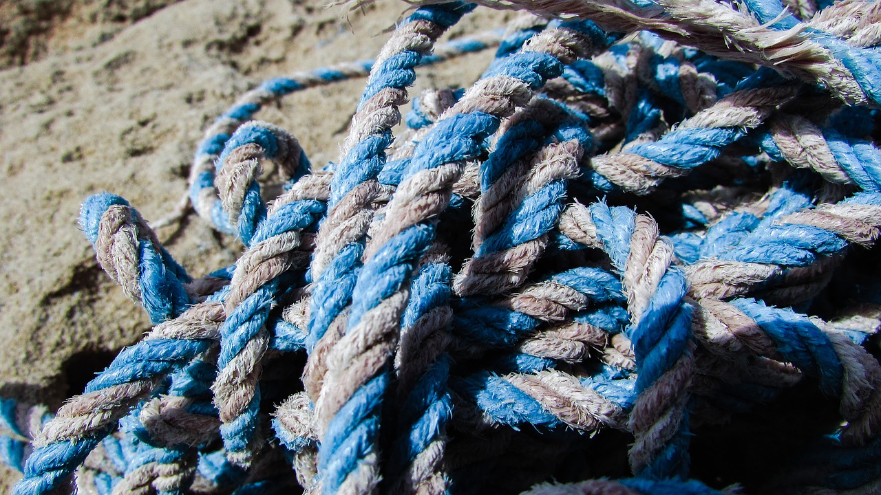 rope discarded waste free photo