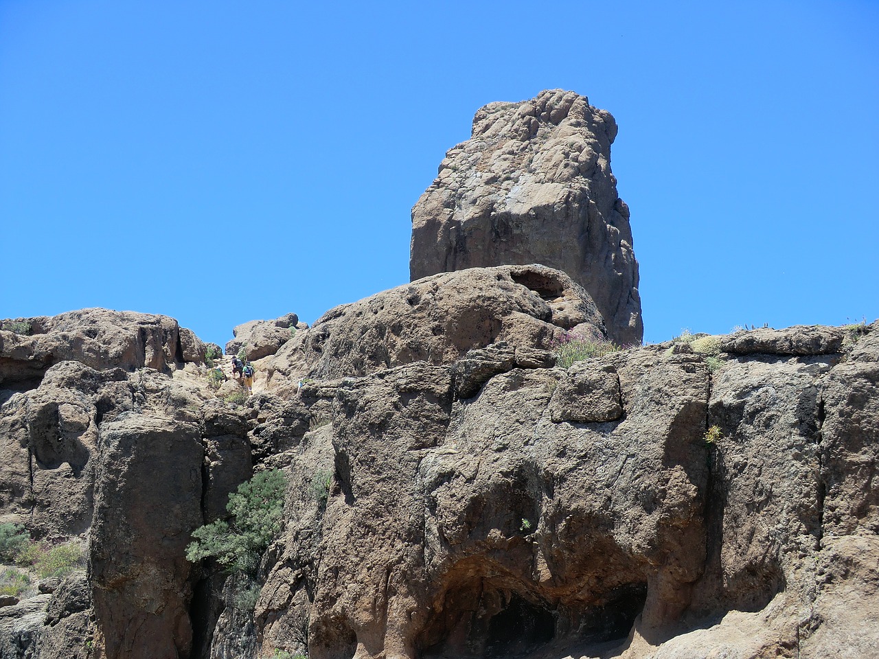 roque nublo mountain volcano free photo