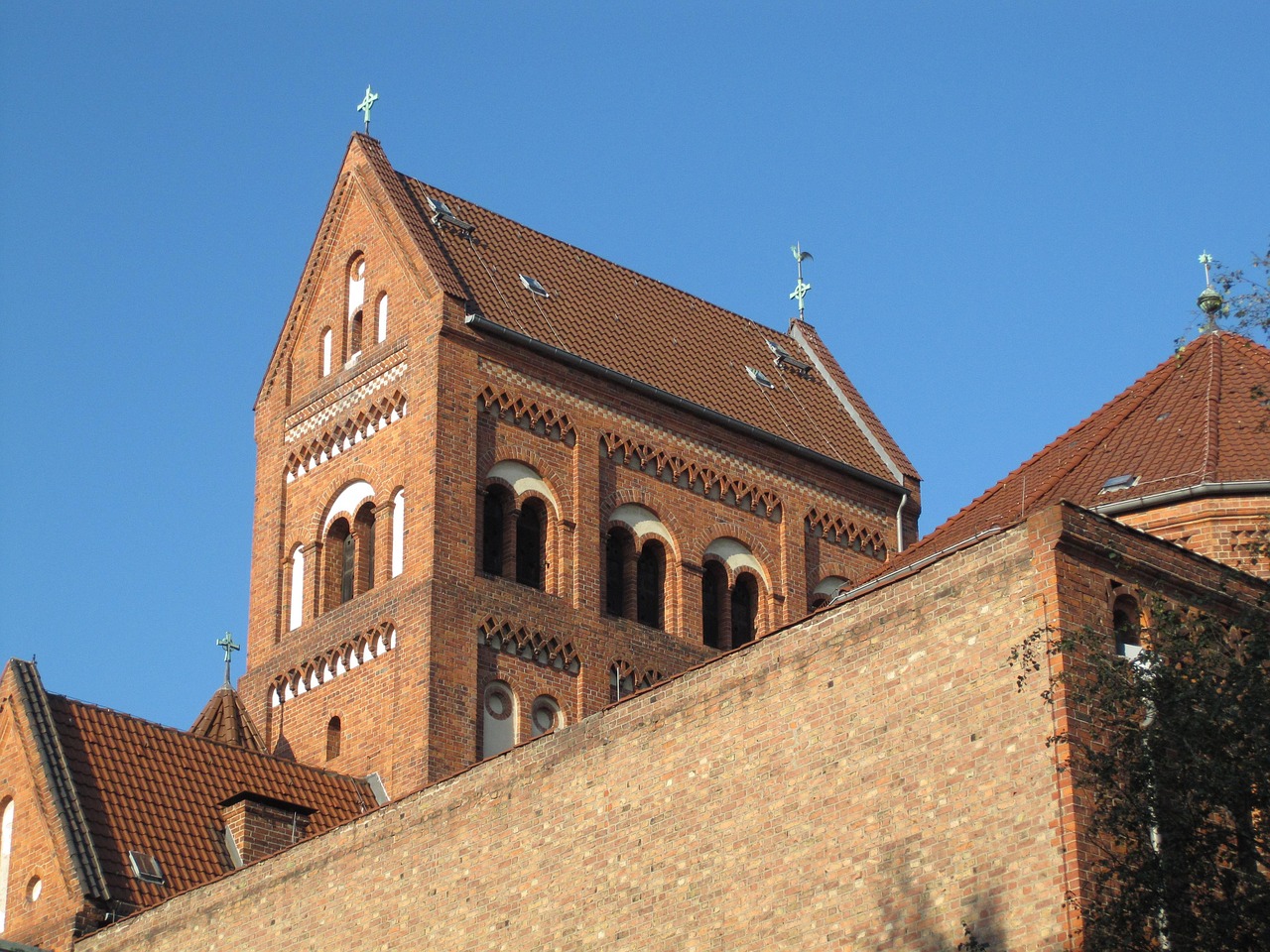 rosenkranz-basilika berlin church free photo