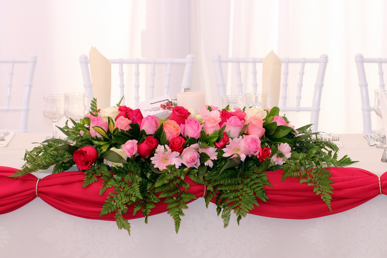 roses flowers table free photo