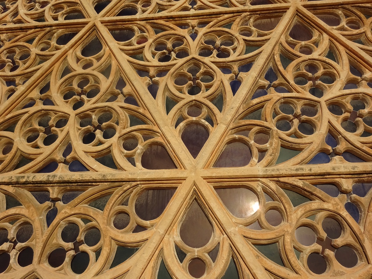 rosette cathedral cathedral of palma free photo